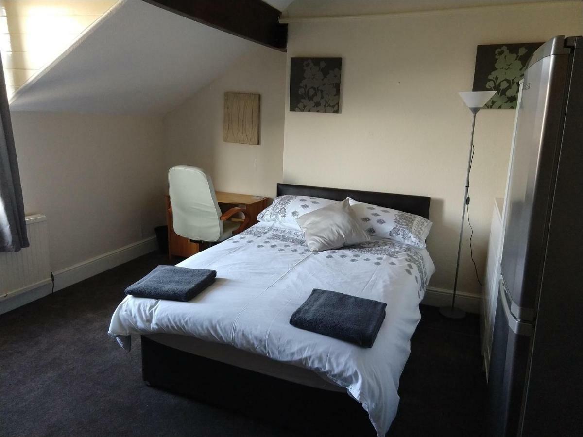 John St Town House - Self Catering - Guesthouse Style - Great Value Family And Double Rooms Workington Esterno foto